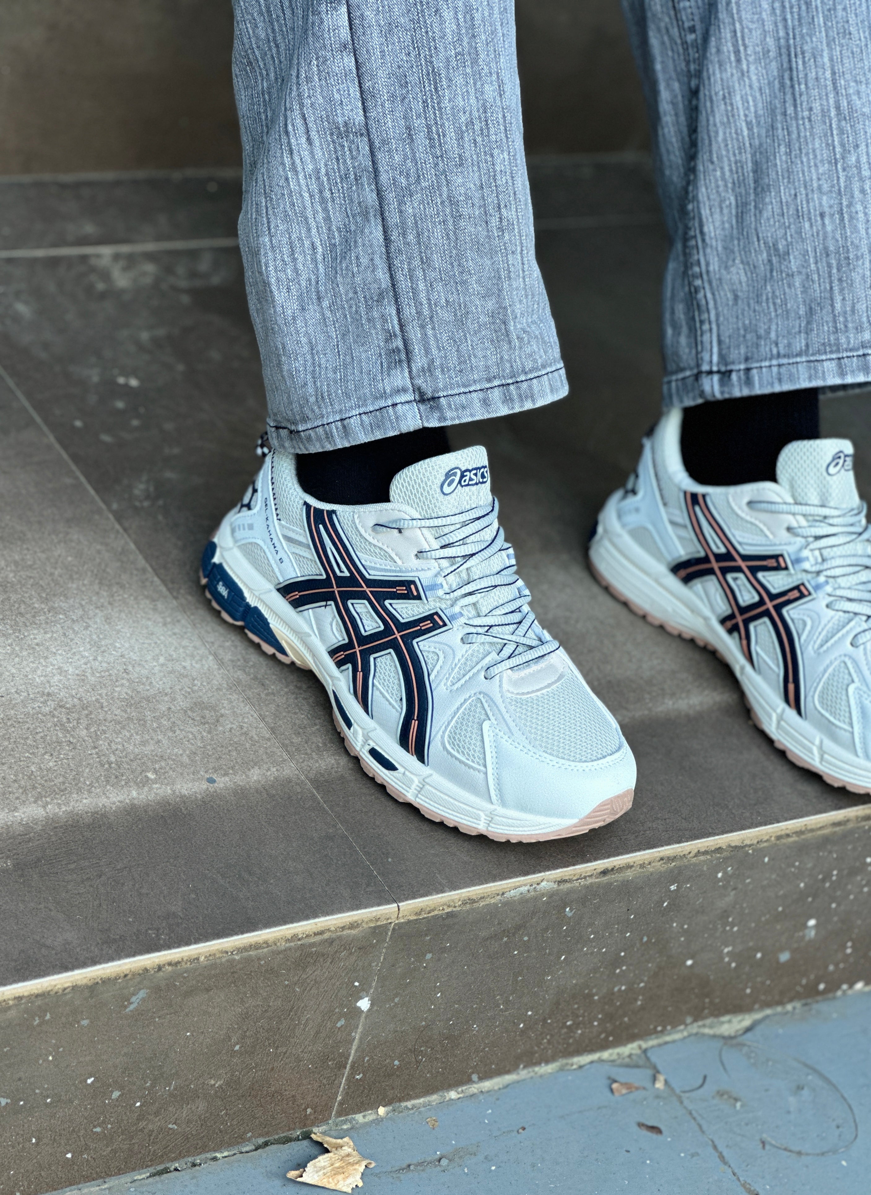 ACS Gel-Kahana 8 trail running shoe