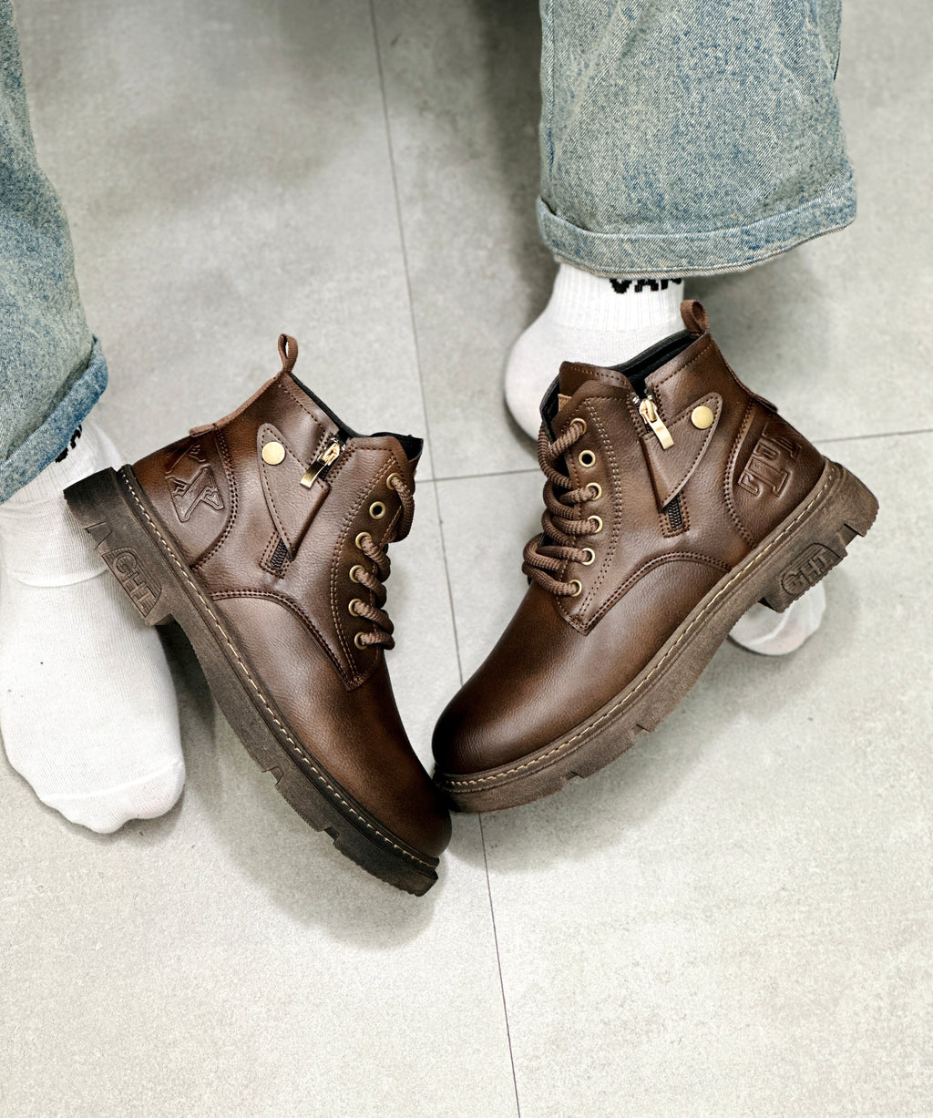 STATEMENT CLIP AND ZIP BOOT