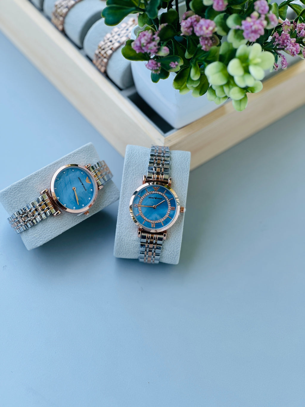 Ladies' analog watch