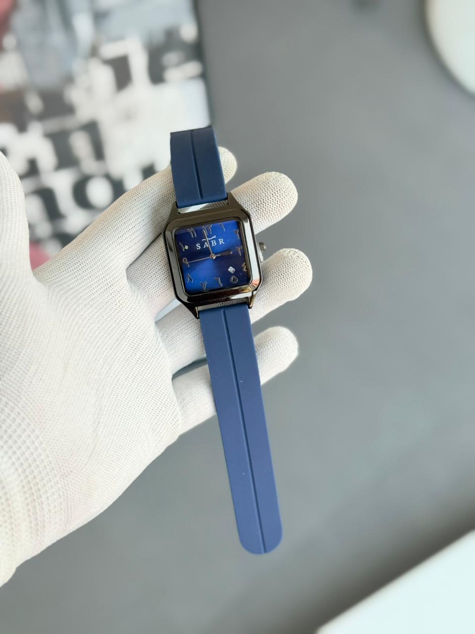 SARAR MAGNET STRAP WATCH