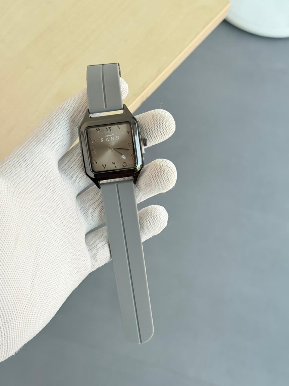 SARAR MAGNET STRAP WATCH