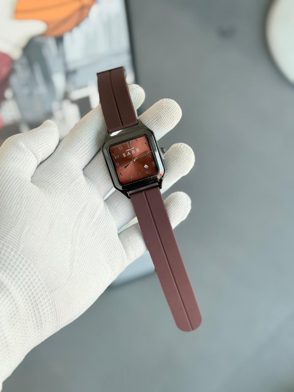 SARAR MAGNET STRAP WATCH