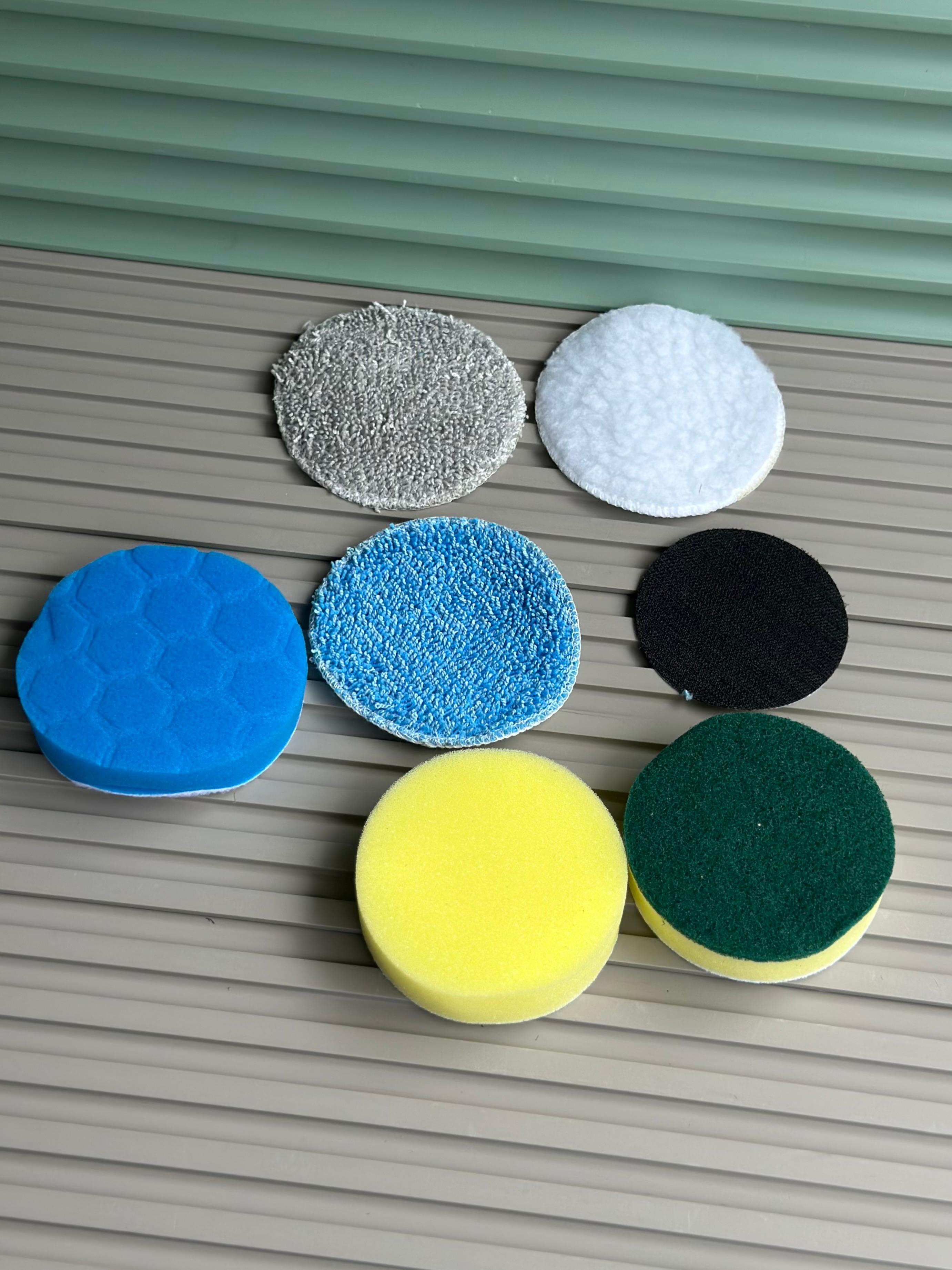 ELECTRIC CLEANING BRUSH