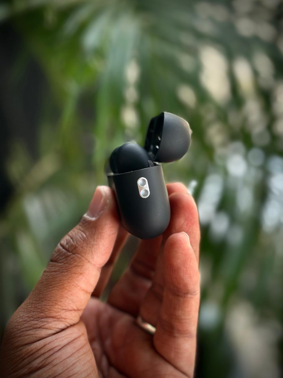 AIRPOD PRO 2ND GEN MATT BLACK