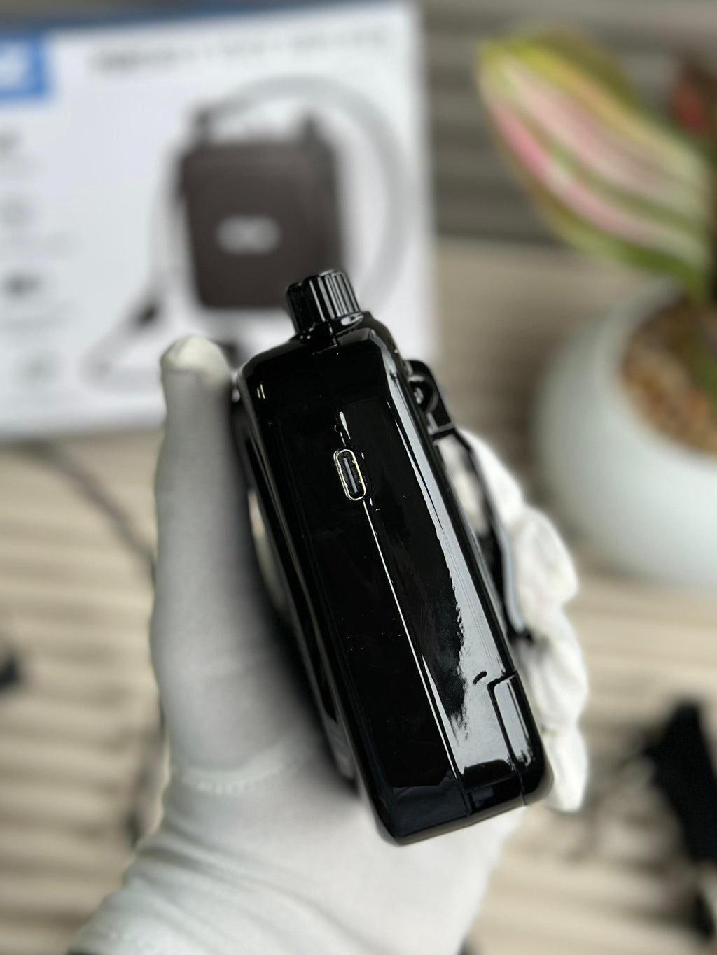 PORTABLE VOICE AMPLIFIER