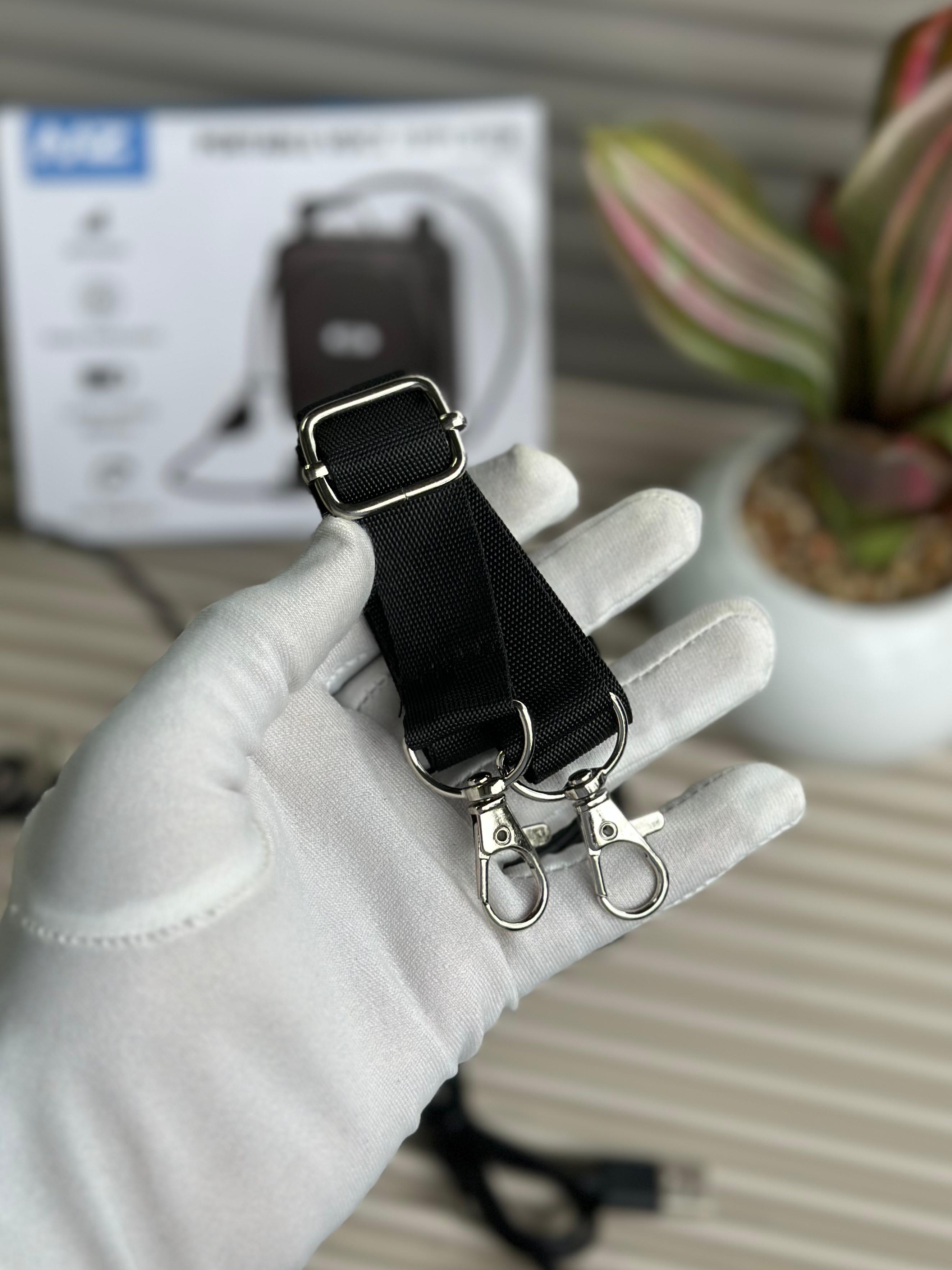 PORTABLE VOICE AMPLIFIER