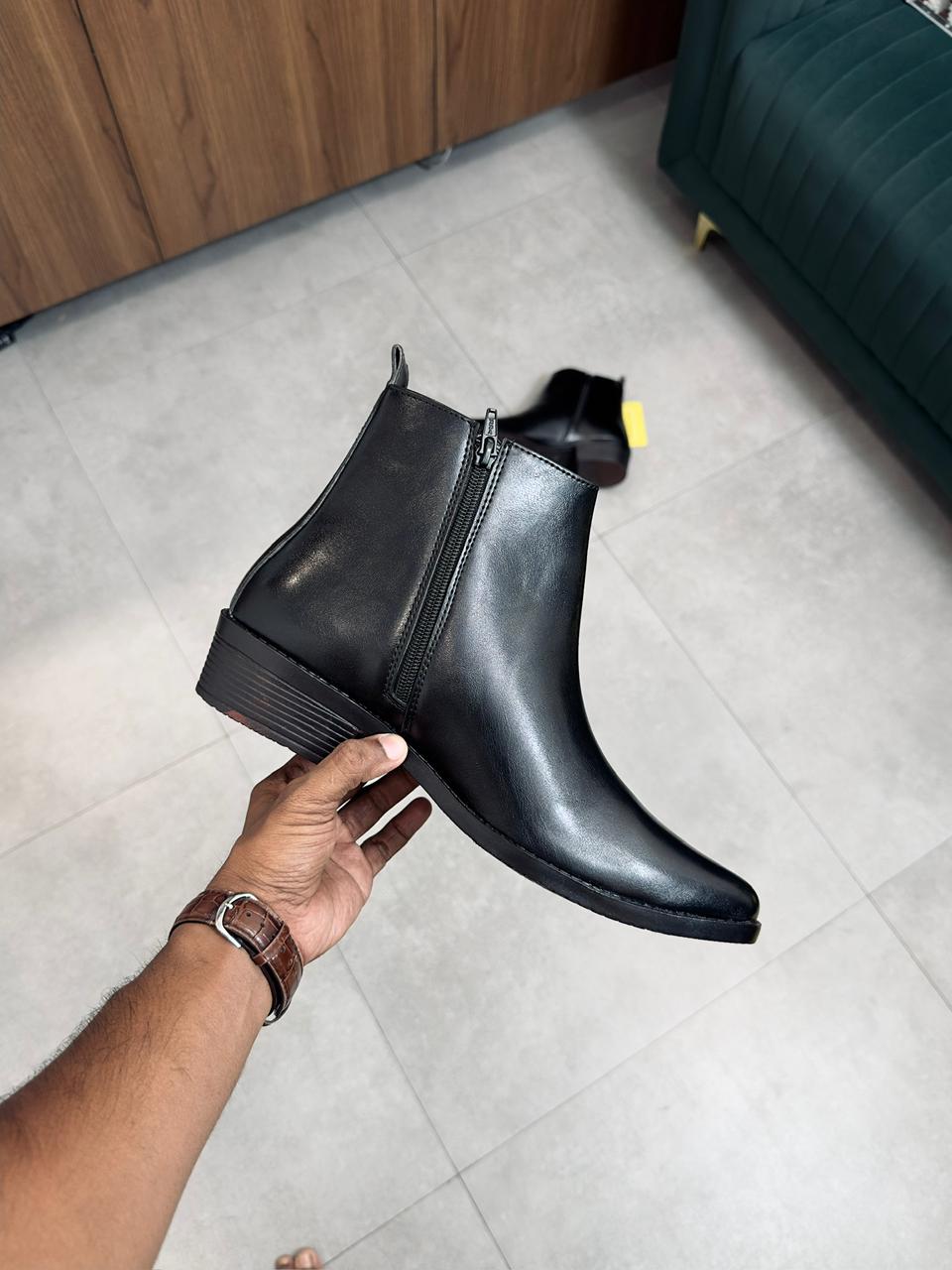 T Baker Chelsea Zip